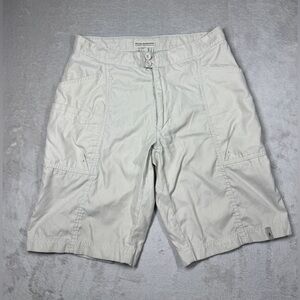 Royal Robbins Women’s Outdoor Hiking Zip Fly Lightweight Bermuda Cream Shorts 2